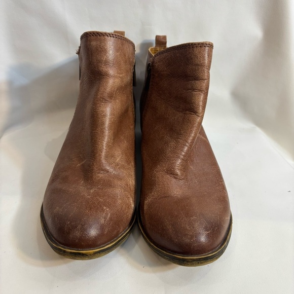 LUCKY BRAND Sz 9.5 Booties 2 Zippers Leather Distressed Stacked Heels Almond Toe - Picture 2 of 11